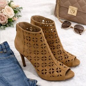 Michael Kors Suede Cutout Booties | Camel Peep Toe Heels Size 9.5